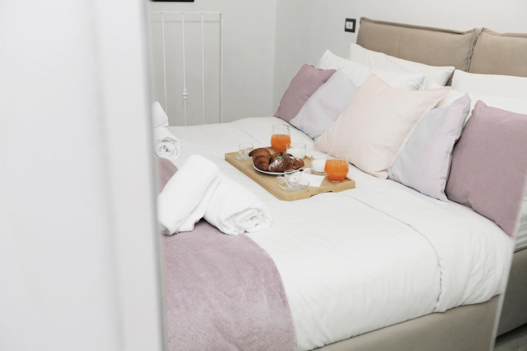 Fashion Loft 8 Min To Duomo Apartment Milan Bagian luar foto