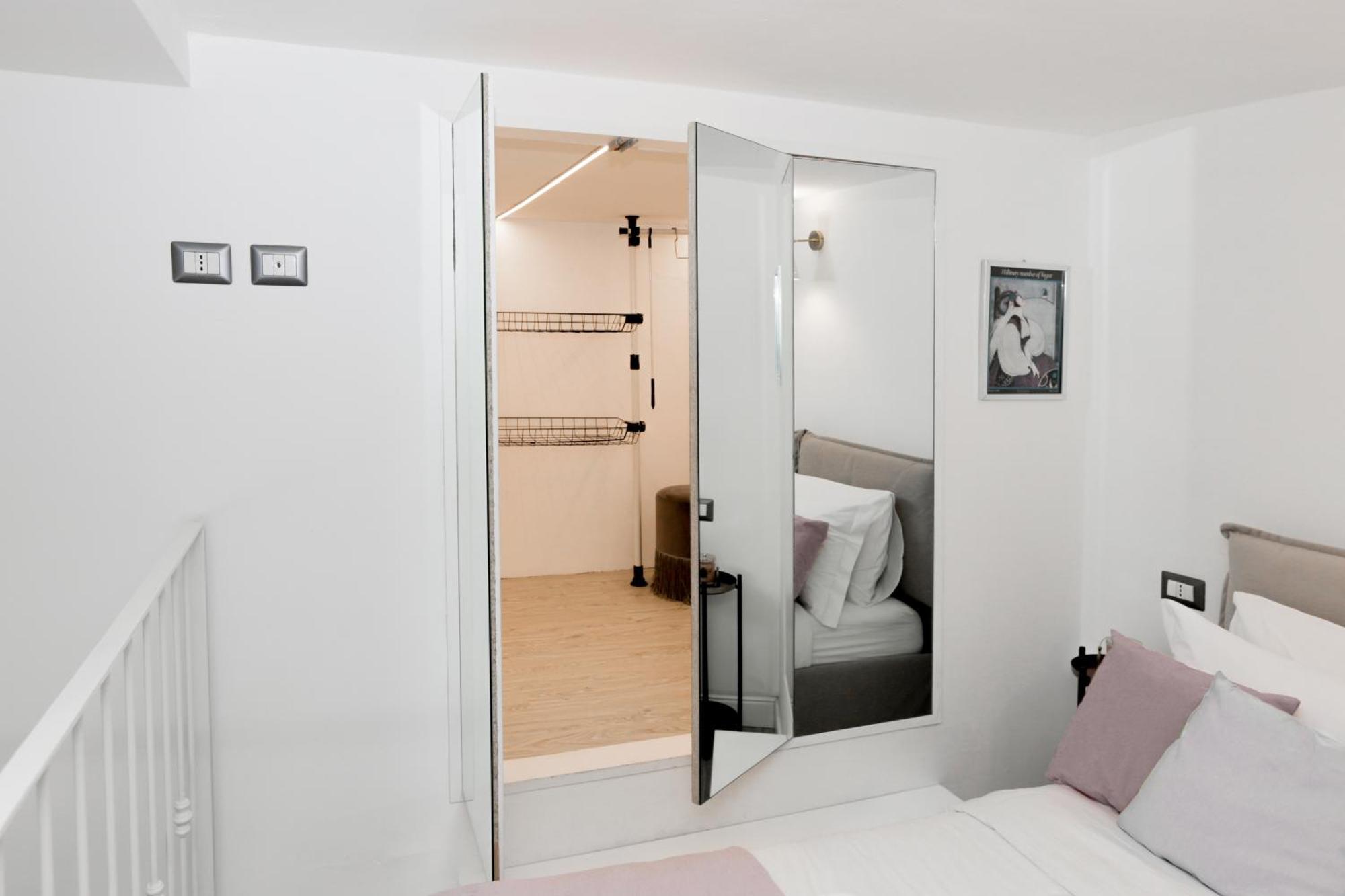 Fashion Loft 8 Min To Duomo Apartment Milan Bagian luar foto