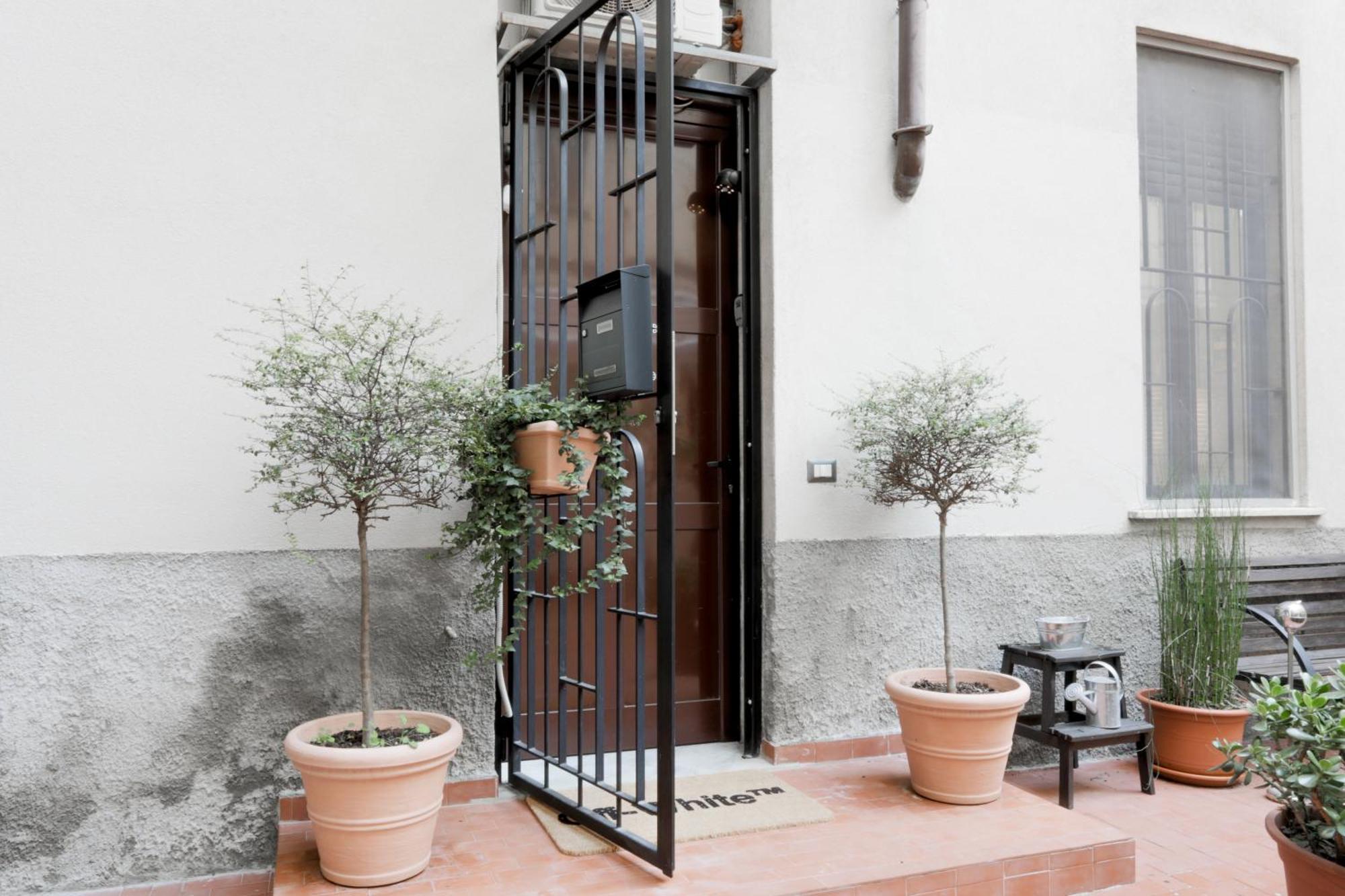 Fashion Loft 8 Min To Duomo Apartment Milan Bagian luar foto
