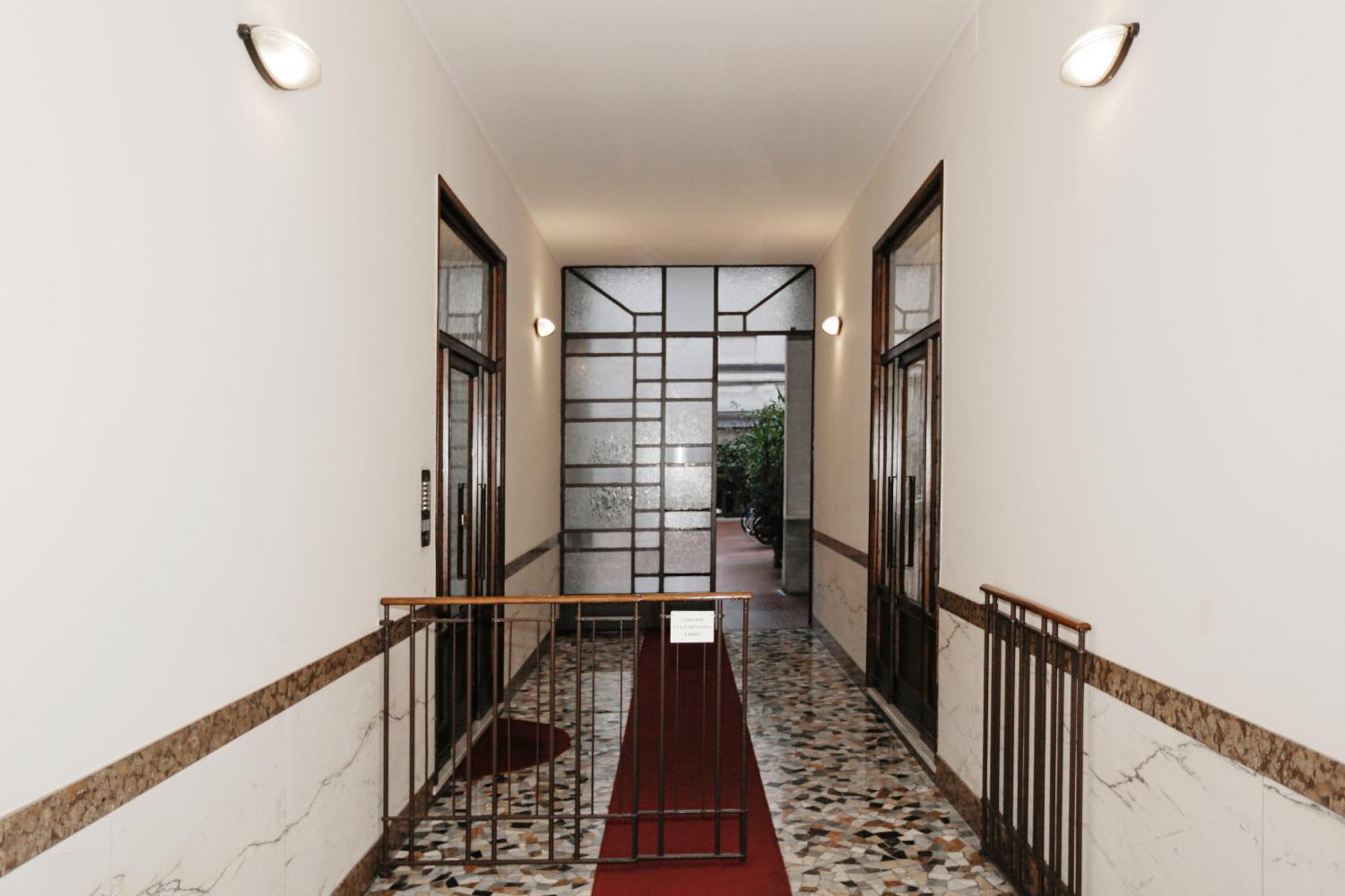 Fashion Loft 8 Min To Duomo Apartment Milan Bagian luar foto